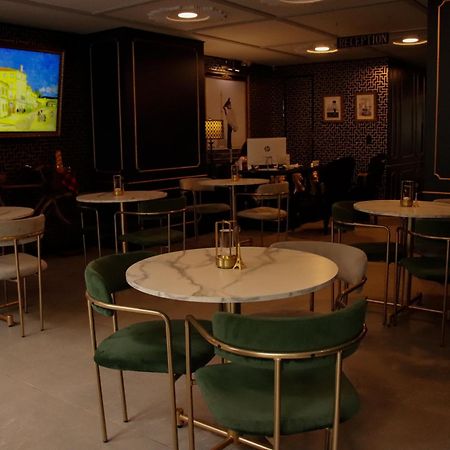 Hotel Helene Меделин Екстериор снимка